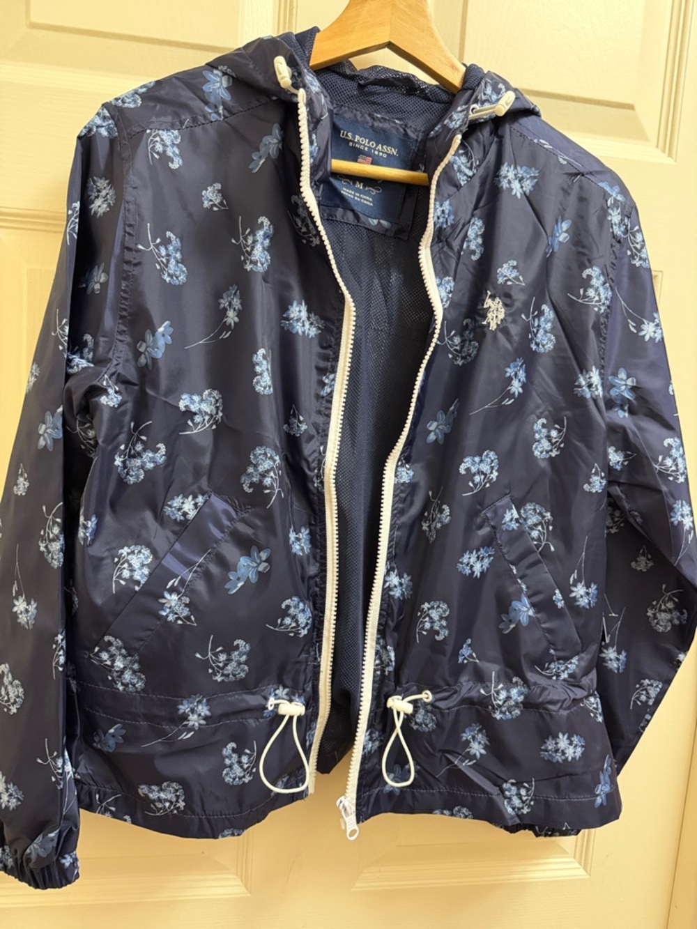 U.S.Polo Assn. Windbreaker Floral Jacket, size M, NWT